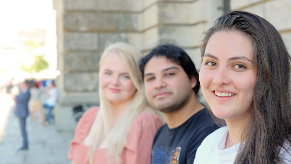 Students in front of the Reichstag building in Berlin