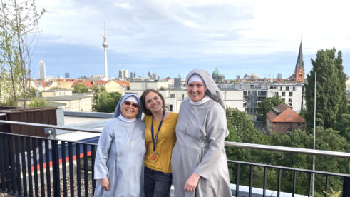 Two nuns learning German in Berlin